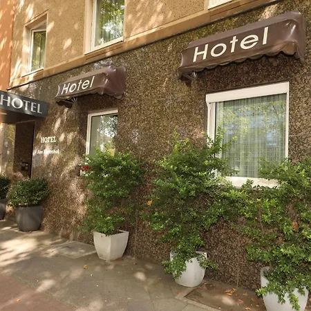 Am Ehrenhof Otel Düsseldorf