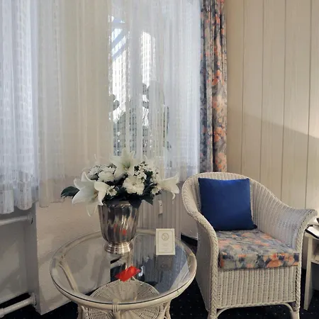 Am Ehrenhof Otel 2*
