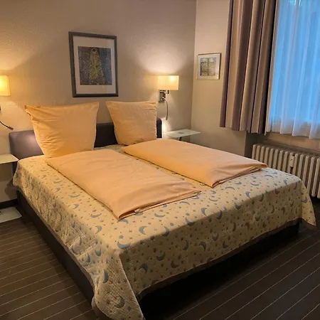 Am Ehrenhof Dusseldorf