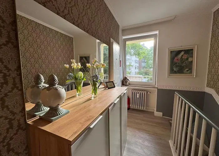 アム エーレンホフ 2*