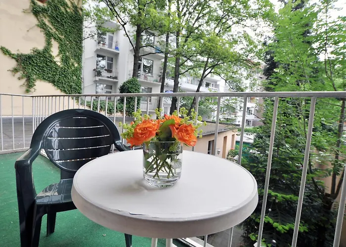 埃亨霍夫酒店 2*